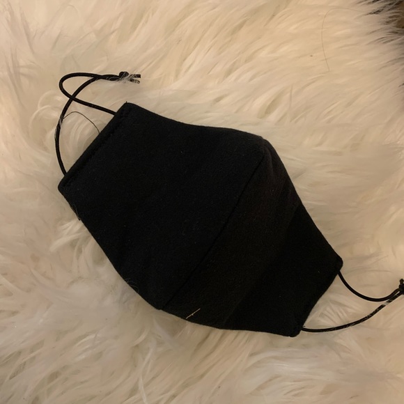 Black Mask - Picture 1 of 4